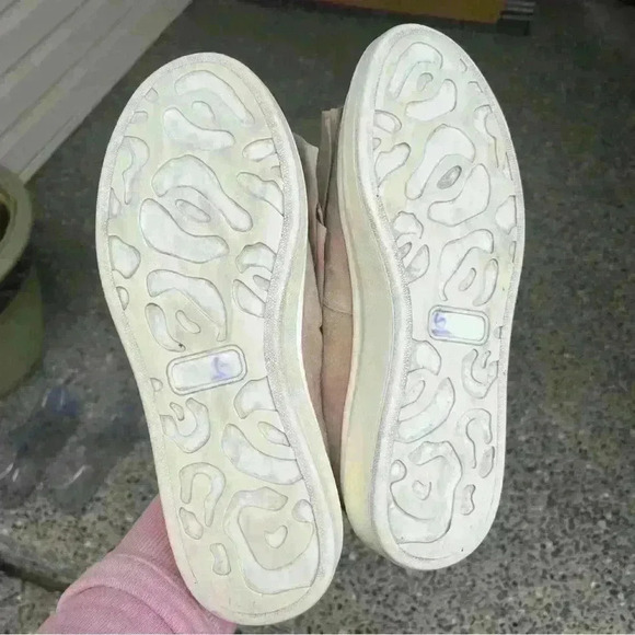 Linea Paolo Lolo Ruffle Women 10M Suede Beige Tan Sneaker Slip On Flat Platform - Picture 7 of 8